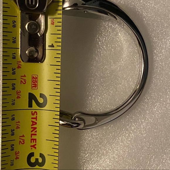 WILL REPLACE BATTERY! - GUCCI 103 Mini Ladies Watch - Picture 4 of 7